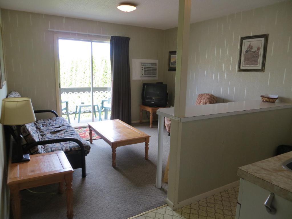 Harrison Village Motel Харисън Хот Спрингс Стая снимка